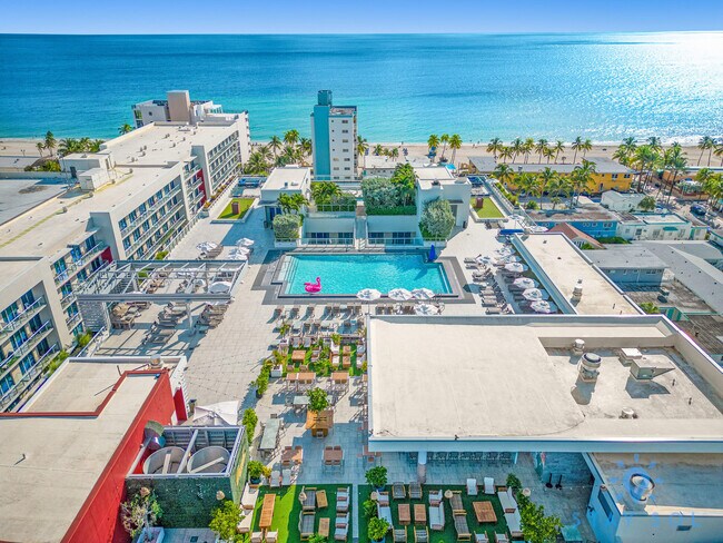 Building Photo - 777 N Ocean Dr
