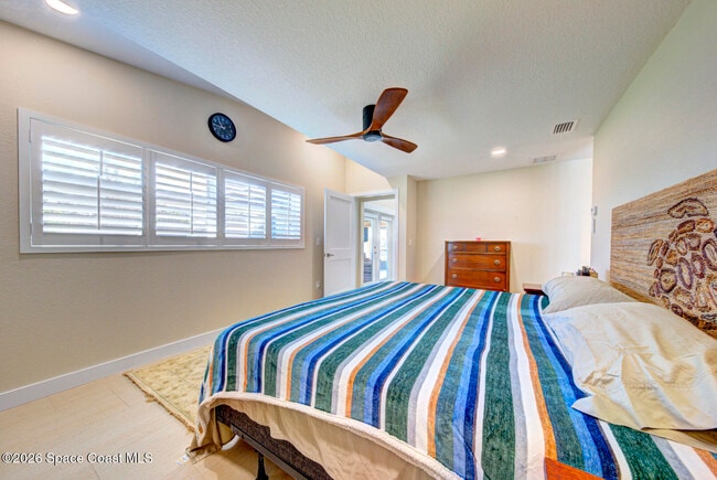 Building Photo - 30 Westview Ln