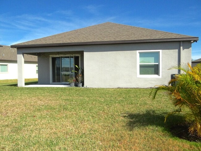 Building Photo - Spacious 4/3/3 home in Mirada