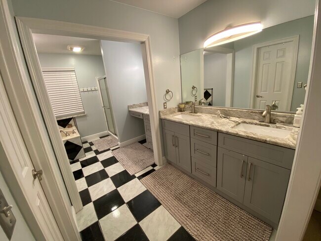 Building Photo - 264 Sukoshi Dr