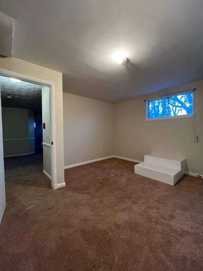 Building Photo - "Spacious 5-Bedroom Retreat with Cozy Fireplace in Fort Washington!"