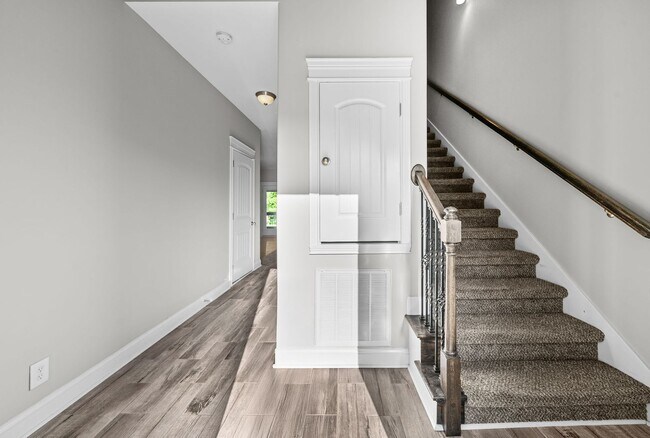 Building Photo - 1381 Morning Star Dr