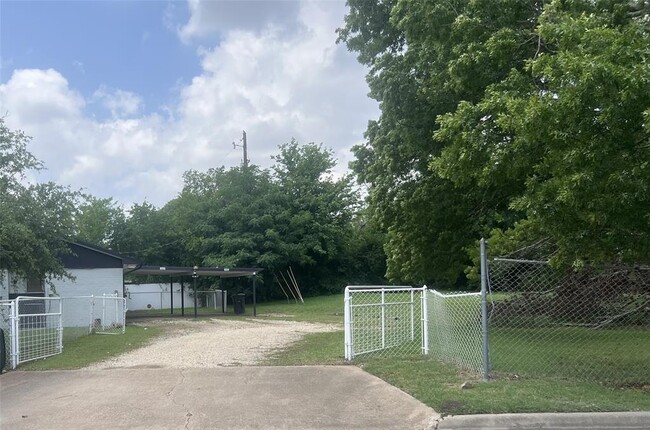 Building Photo - 2916 Antelope Trail