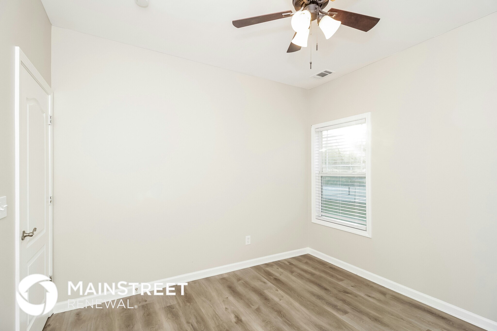Building Photo - 203 Arbor Dr