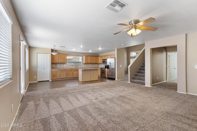 Building Photo - 34994 N Barzona Trail