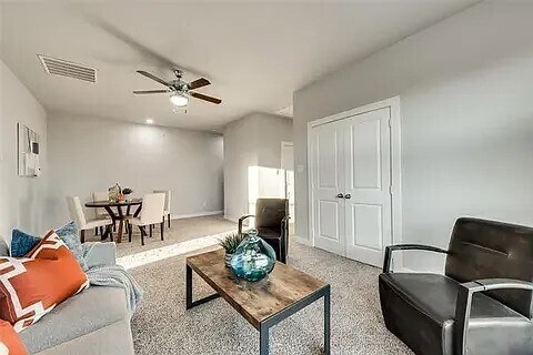 Building Photo - 5805 Rivendell Dr
