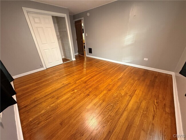 Building Photo - 115 Dorchester Ave