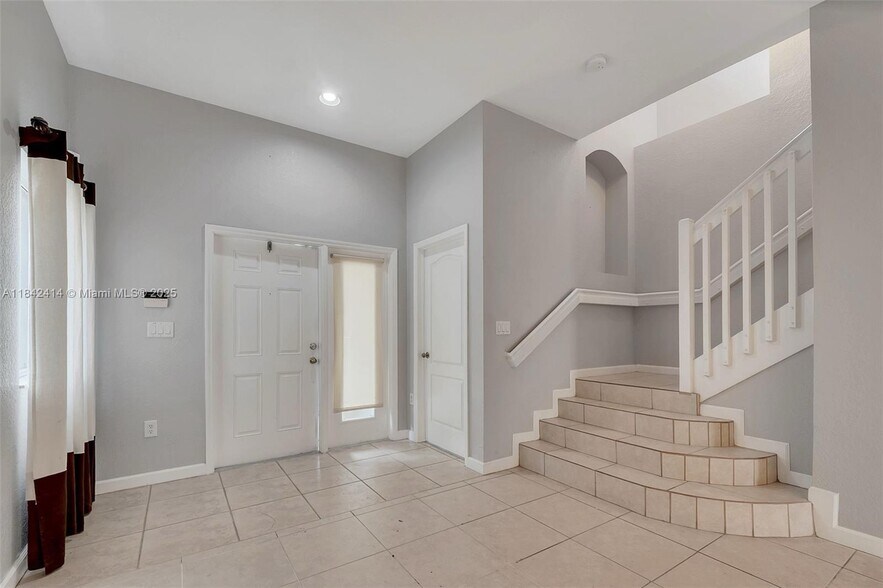 Building Photo - 16633 SW 50th Ter