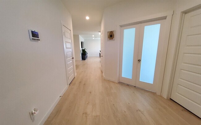 Building Photo - 31731 Hallington Hl Ln
