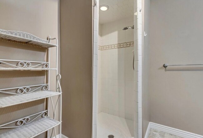 Building Photo - 498 Aspen Peak Dr