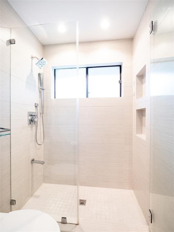 Building Photo - 2110 Wychwood Dr