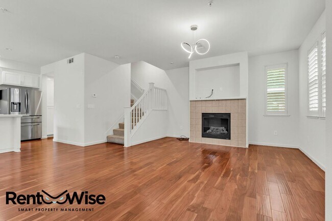 Building Photo - 25425 Huntwood Ave