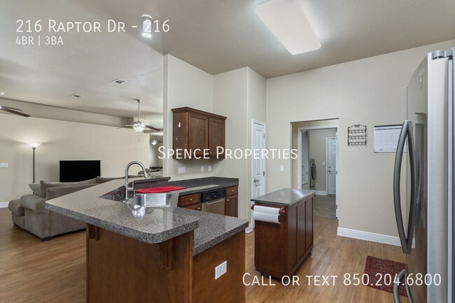 Building Photo - 216 Raptor Dr