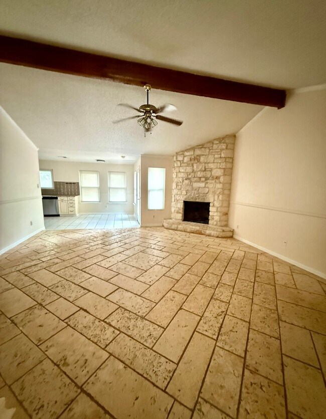 Building Photo - Cedar Park Cottage