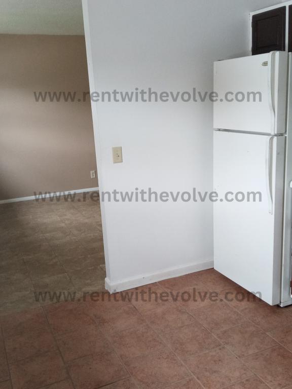 Building Photo - 205 S 2nd St