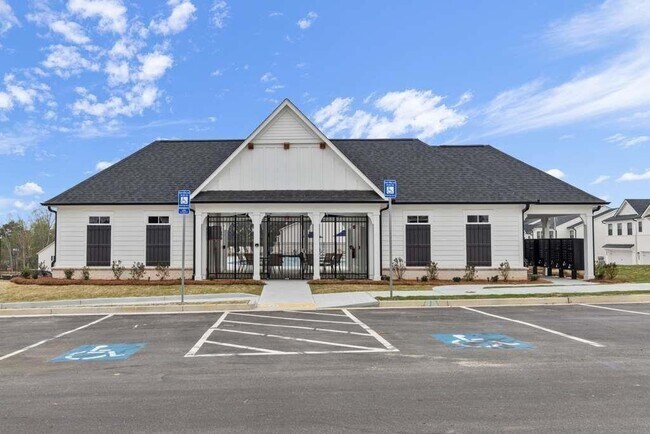 Building Photo - 1726 Harper Lily Ln