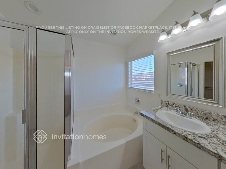 Building Photo - 690 Blooming Sage Ct