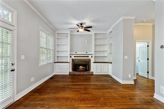 Building Photo - 1362 Cartecay Dr NE