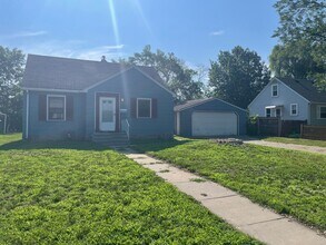 Building Photo - 3bd/1bath House in Minneapolis!