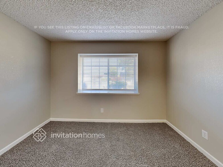 Building Photo - 8102 Pavia Way