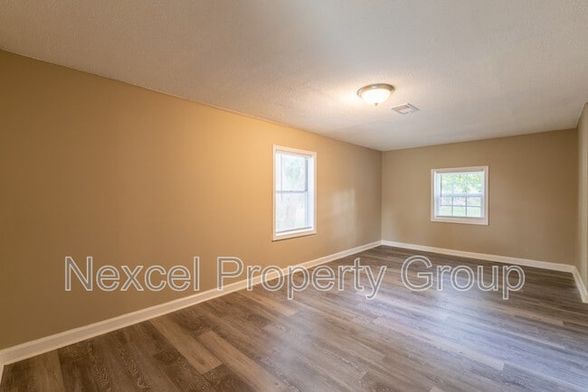 Building Photo - 2248 Colonial Hills Dr
