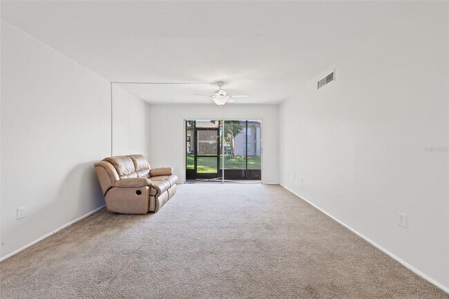 Building Photo - 8601 Huron Ct