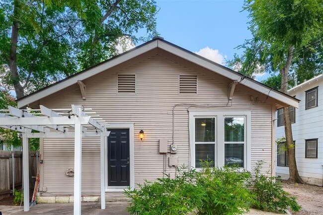 Building Photo - 4308 Avenue G