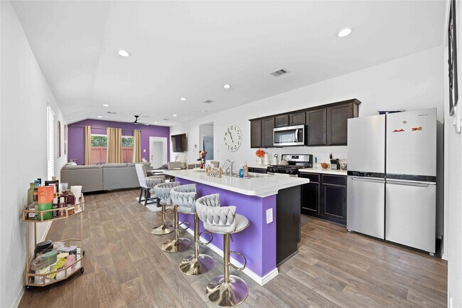 Building Photo - 22434 Forest Gorge Ln