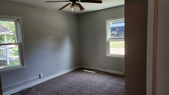 Building Photo - 1412 Houston St