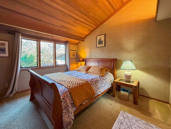 Building Photo - 951-953 3 Crabs Rd