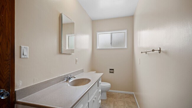 Building Photo - 124-126 4th Street Duplex