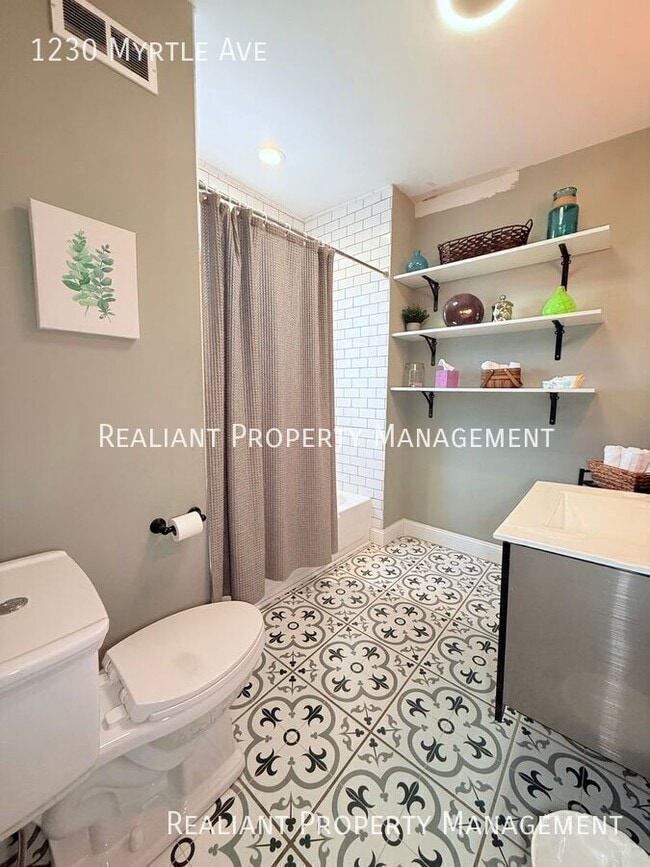 Building Photo - 1230 Myrtle Ave