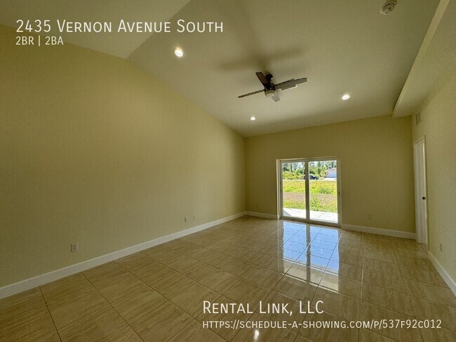 Building Photo - 2435 Vernon Ave S