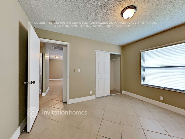 Building Photo - 5900 Ellis Hollow Rd W