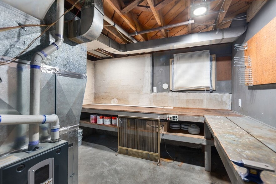 Building Photo - 4731 49th Ave NE