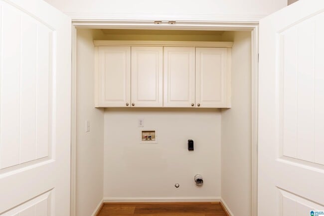 Building Photo - 2332 Ridgemont Dr