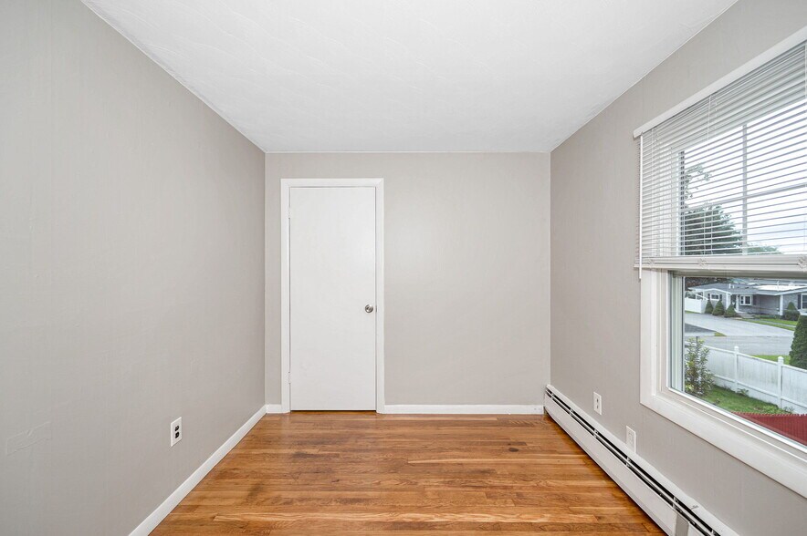 Bedroom 2 - 79 Fairfield St