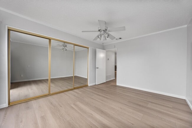 Building Photo - Beautiful 2-Bedroom Condo in Bakersfield, CA
