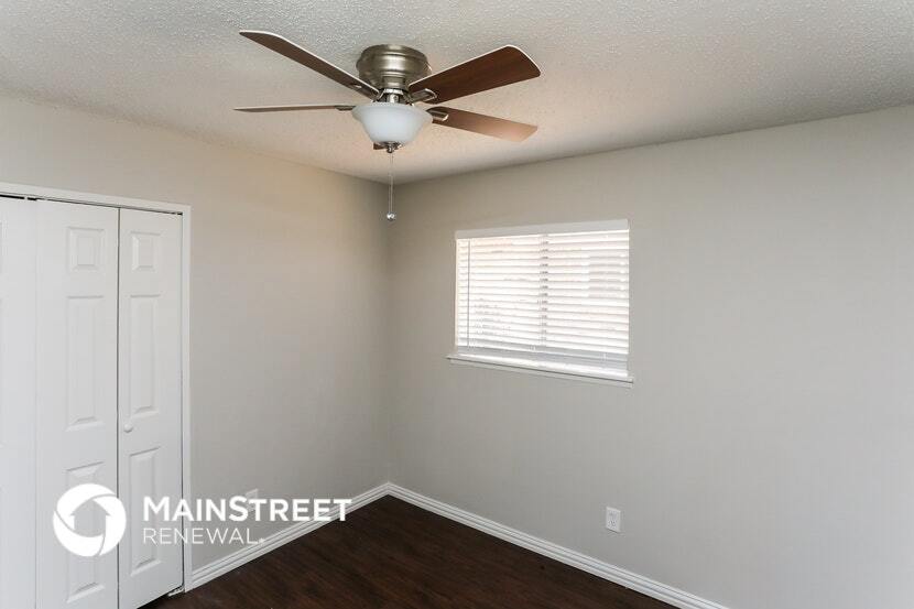 Building Photo - 710 Bluebonnet Dr