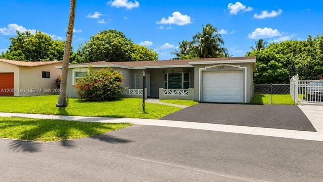 Building Photo - 3192 NW 40th Ct