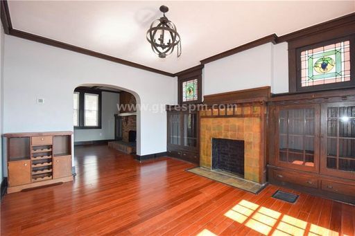 Building Photo - Mt Lebanon 3-bedroom house for rent