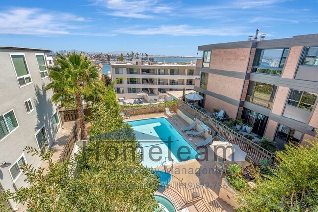 Building Photo - 2 BR/ 2BA 1380 SQFT Point Loma / La Playa ...