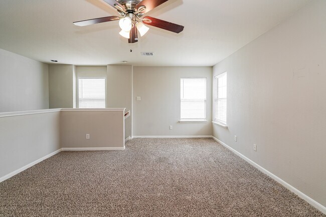 Building Photo - 21422 Blooming Rock Ln