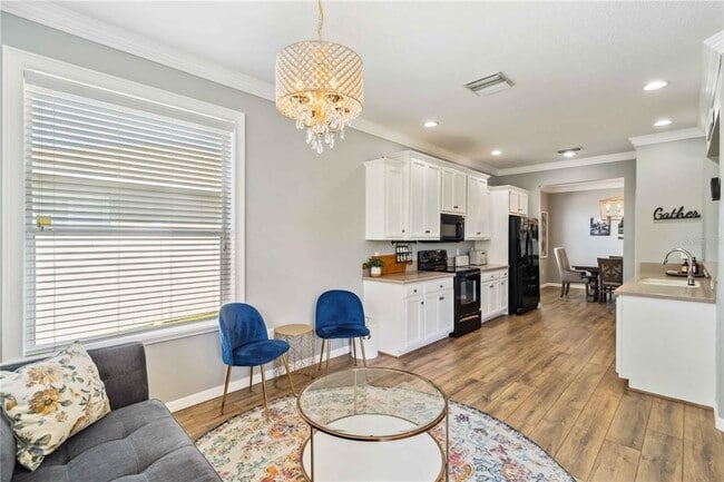 Building Photo - 6838 44th Terrace E