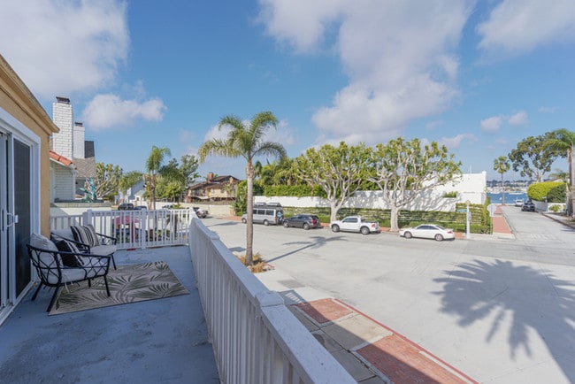 Primary Photo - Balboa Peninsula Point