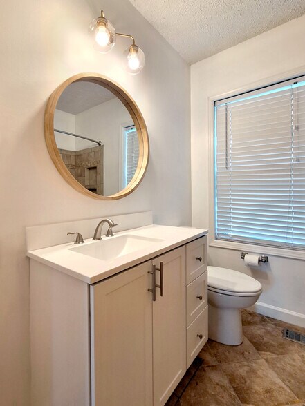 Building Photo - 4125 Peachtree Ave