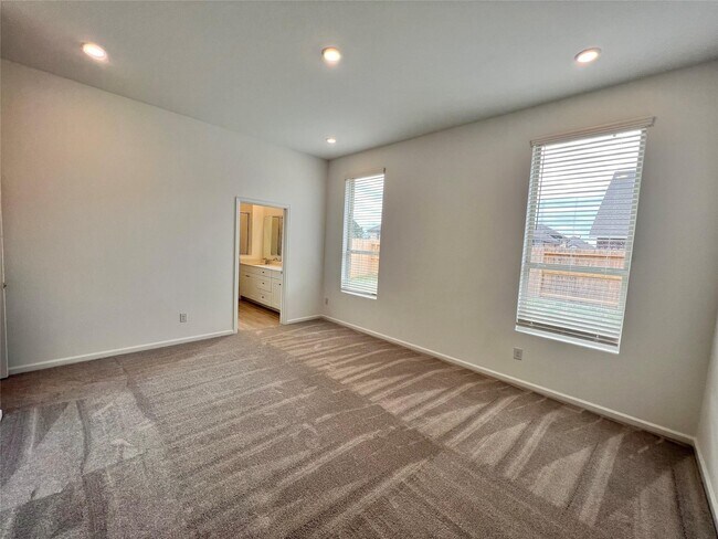 Building Photo - 27023 Golden Isle Ln