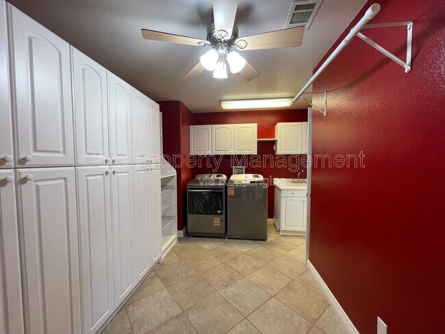 Building Photo - 41980 Trinity River Way