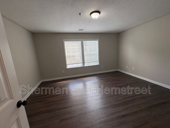 Building Photo - 3101 London Ct SW