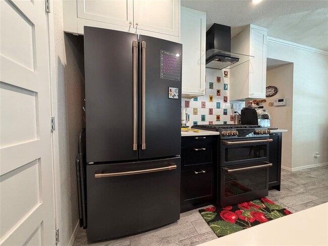 Building Photo - 2626 Baxter Dr